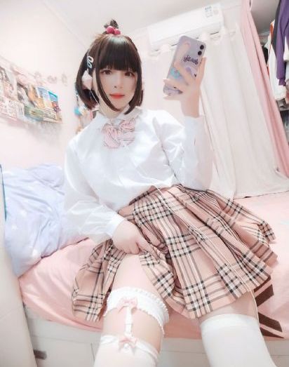 18俄罗斯美女极品_1080免费观看电视剧