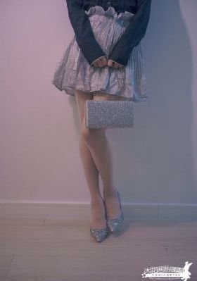 成人情趣美女手办_高清视频大全