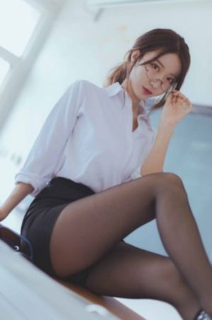 我的鲜肉老师全集免费看_国产剧免费全集观看