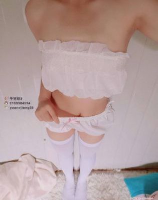 解开老师的裙子猛烈进入图片_高清免费观看韩国